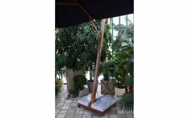 Профeссиональный зонт MAESTRO LUX 350 квадратный с базой