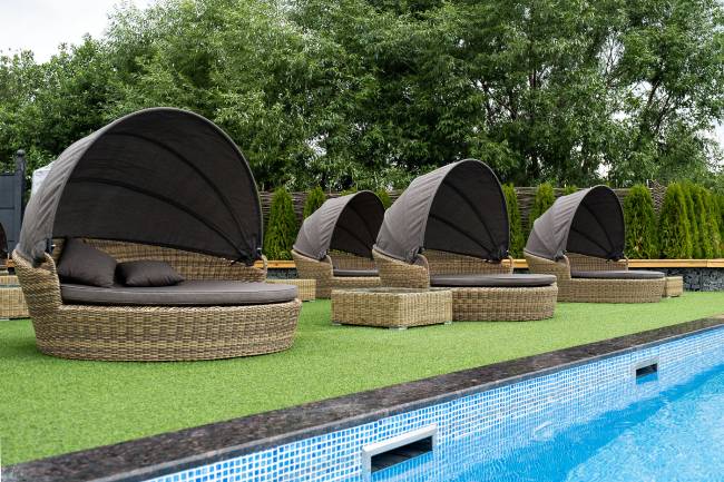 "Стильяно" плетеная кровать круглая, цвет соломенный