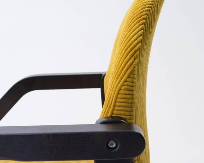 Стул-кресло Джуно 2.0 чёрный/жёлтый